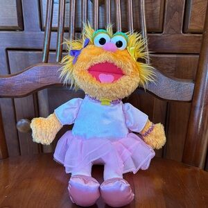 Sesame Street 2003 Zoe Ballerina Plush
